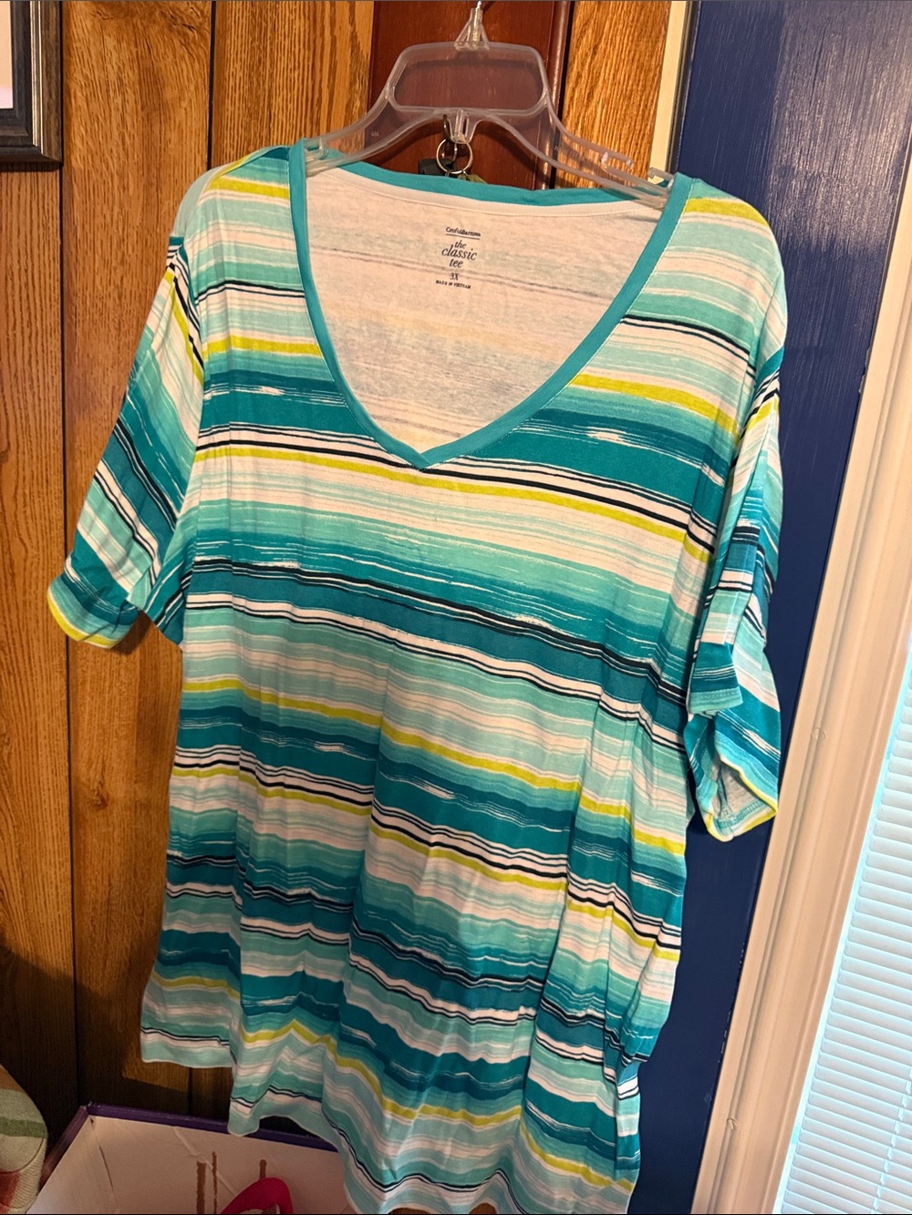 croft & barrow Teal and White Striped V-Neck Short Sleeve Top